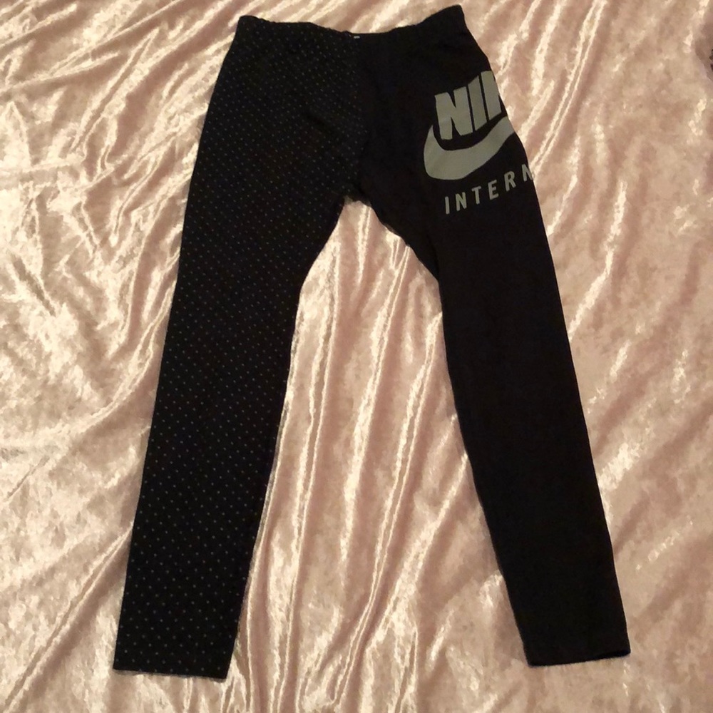 Nike leggings